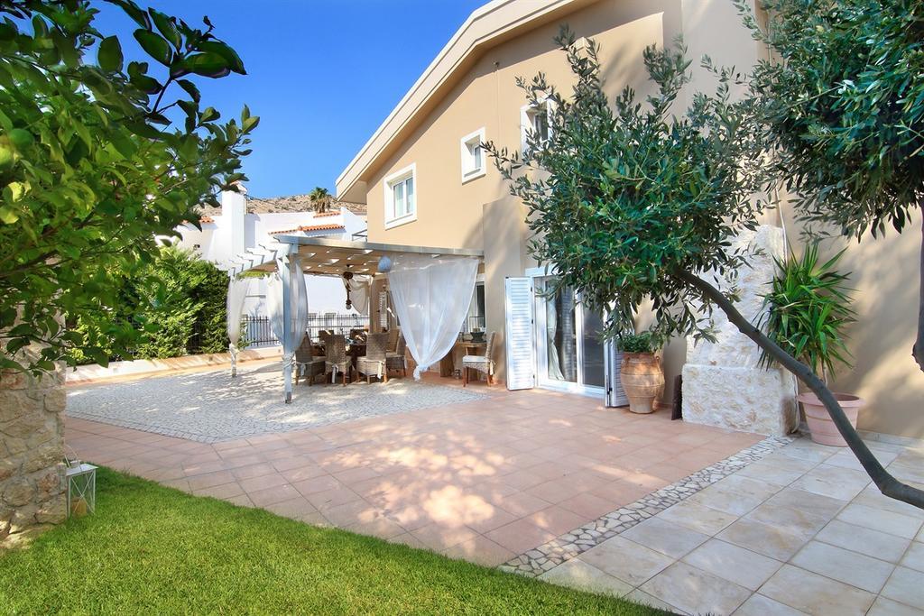Luxury Villa Sea Melody Palaiá Fókaia Exterior foto